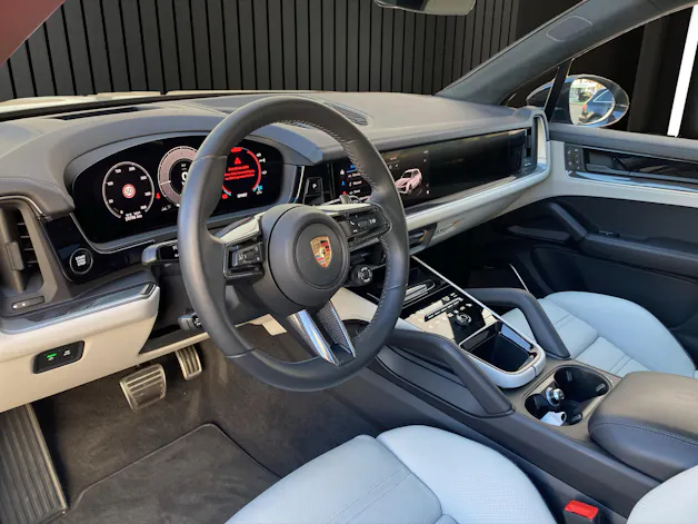 PORSCHE Cayenne Turbo E-Hybrid