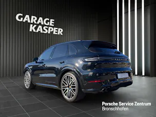 PORSCHE Cayenne Turbo E-Hybrid
