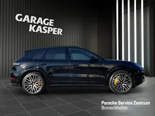 PORSCHE Cayenne Turbo E-Hybrid