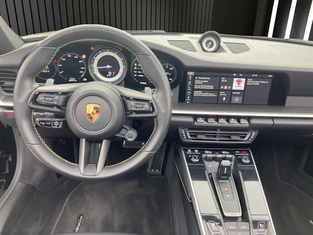 PORSCHE 911 Cabriolet