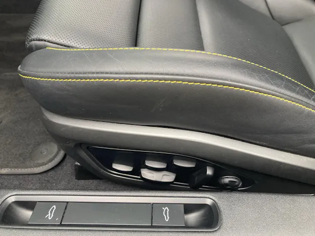 Porsche 911 Carrera 4S Cabriolet