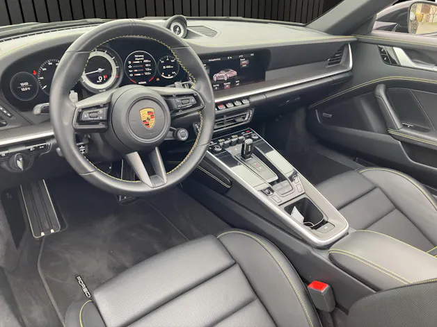 PORSCHE 911 Cabriolet