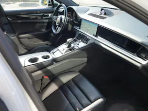 Porsche Panamera 4 E-Hybrid Sport Turismo