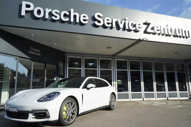 Porsche Panamera 4 E-Hybrid Sport Turismo