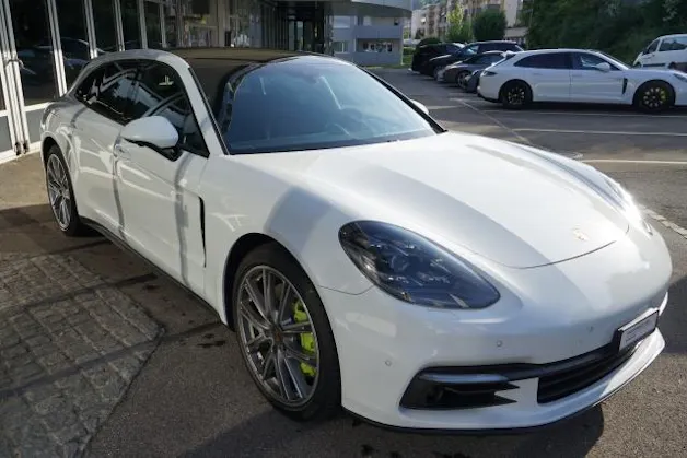 Porsche Panamera 4 E-Hybrid Sport Turismo