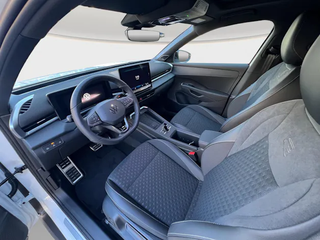 VW T-Roc 1.5 eTSI mHEV R-Line DSG