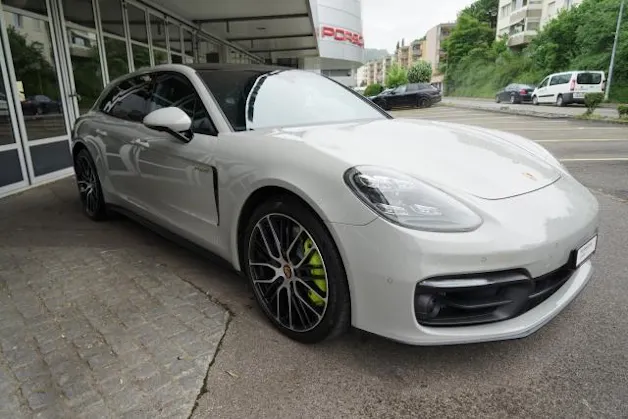 Porsche Panamera 4S E-Hybrid Sport Turismo