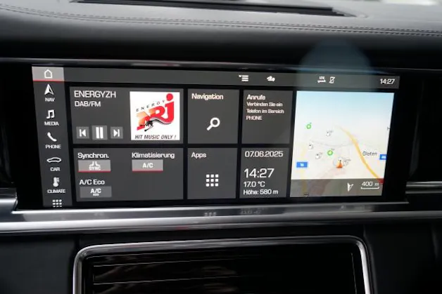 Porsche Panamera 4S E-Hybrid Sport Turismo