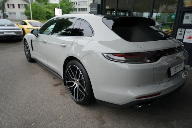 Porsche Panamera 4S E-Hybrid Sport Turismo
