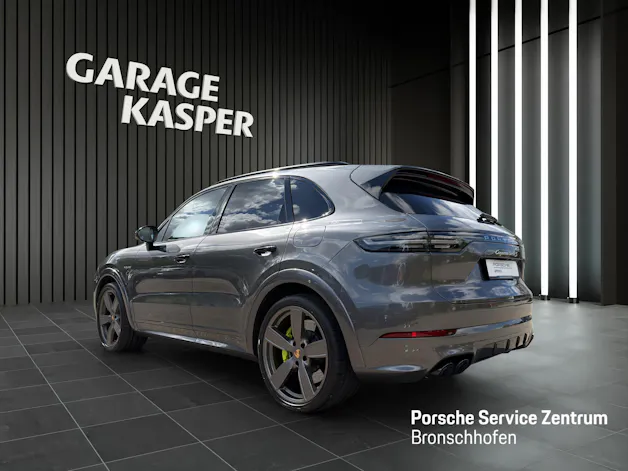 PORSCHE Cayenne 4.0 V8 Turbo S E-Hybri