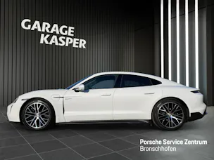 PORSCHE Taycan Turbo S