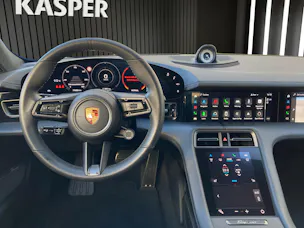 PORSCHE Taycan Turbo S