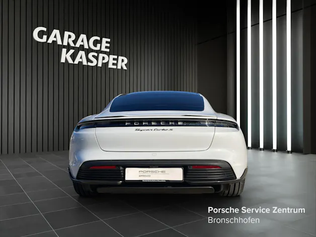 Porsche Taycan Turbo S