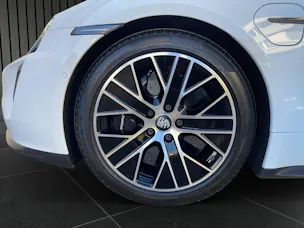 Porsche Taycan Turbo S