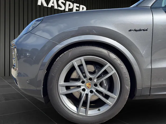 PORSCHE Cayenne E-Hybrid 3.0 V6 E-Hybrid
