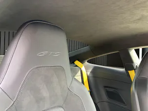 PORSCHE 911 Carrera GTS PDK