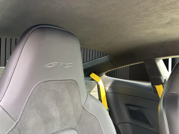PORSCHE 911 Carrera GTS PDK