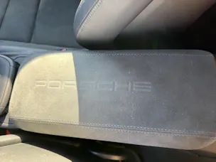 PORSCHE 911 Carrera GTS PDK