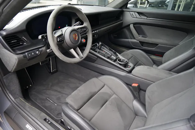 Porsche 911 Carrera GTS PDK