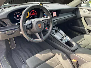 PORSCHE 911 Carrera GTS PDK