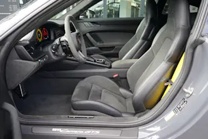 Porsche 911 Carrera GTS PDK