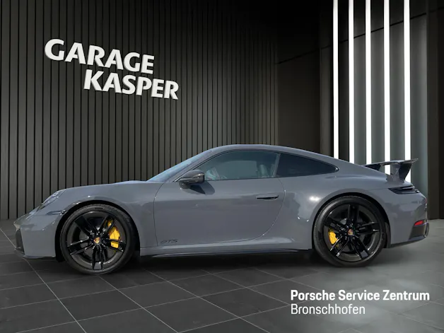 PORSCHE 911 Carrera GTS PDK