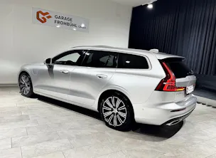 Volvo V60 T8 eAWD Twin Engine R-Design Geartronic l CH l 1.Hand l