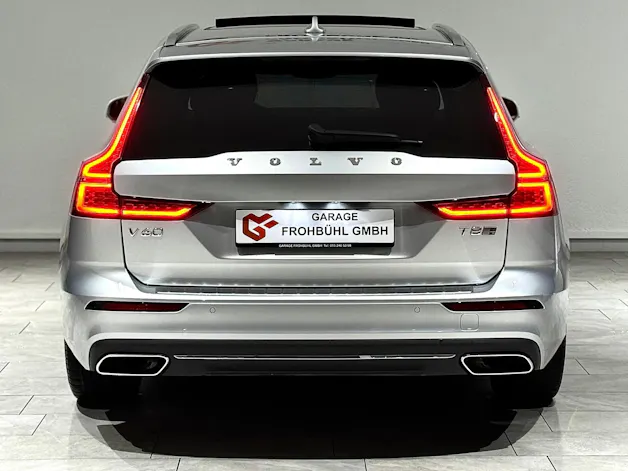 Volvo V60 T8 eAWD Twin Engine R-Design Geartronic l CH l 1.Hand l