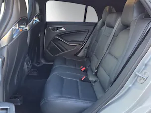 Mercedes-Benz CLA Shooting Brake 45 AMG 4Matic Speedshift