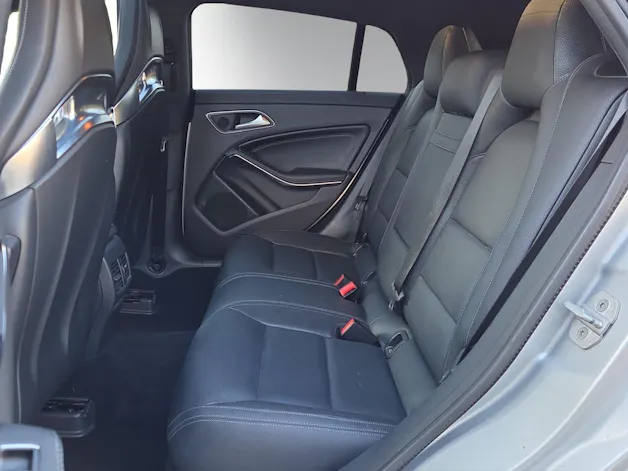 Mercedes-Benz CLA Shooting Brake 45 AMG 4Matic Speedshift