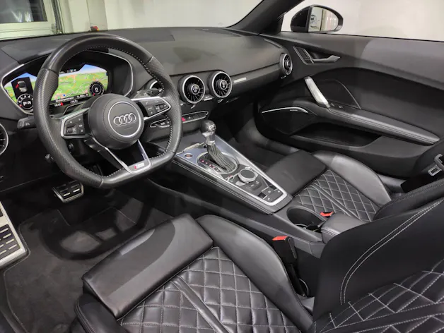 Audi TT Roadster 2.0 TFSI S-Line quattro S-Tronic