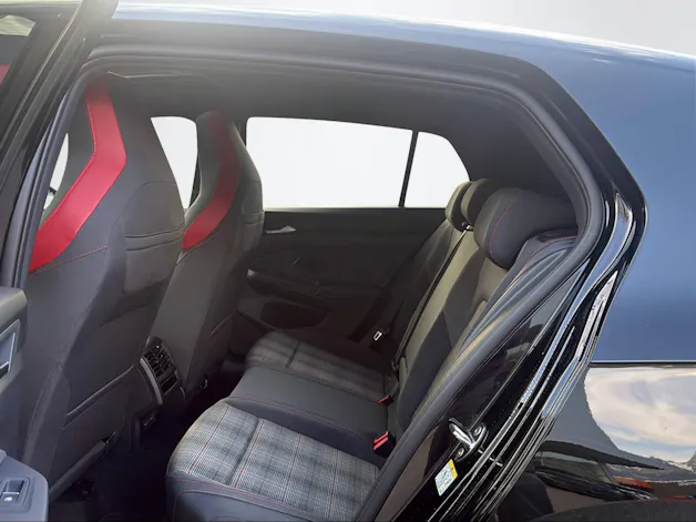 VW Golf VIII 2.0 TSI GTI DSG
