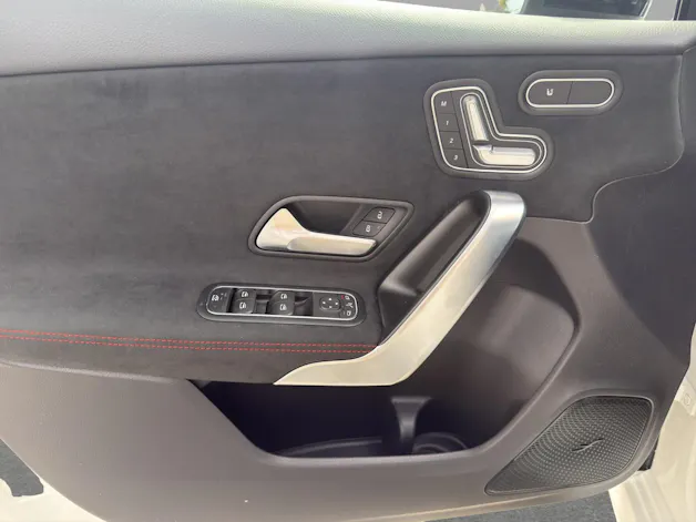 Mercedes-Benz A 220 4Matic 8G-DCT