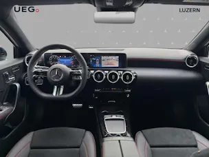 Mercedes-Benz A 220 4Matic 8G-DCT