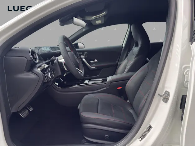 Mercedes-Benz A 220 4Matic 8G-DCT