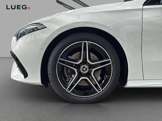 Mercedes-Benz A 220 4Matic 8G-DCT