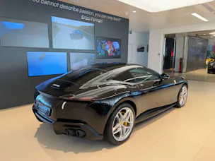 Ferrari Roma 3.9 V8 T