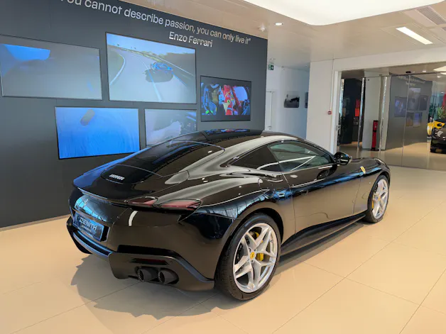 Ferrari Roma 3.9 V8 T