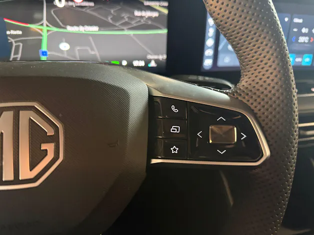 MG HS 1.5 T PHEV Luxury