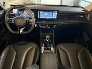 MG HS 1.5 T PHEV Luxury