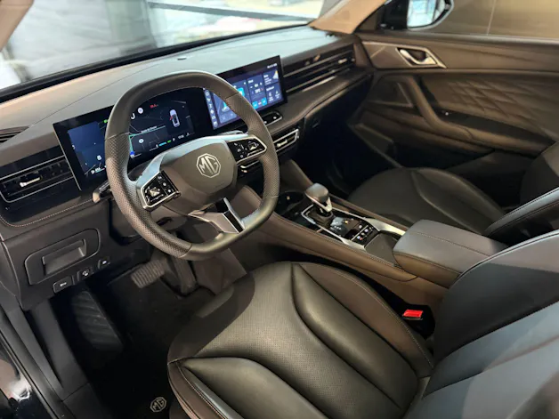 MG HS 1.5 T PHEV Luxury