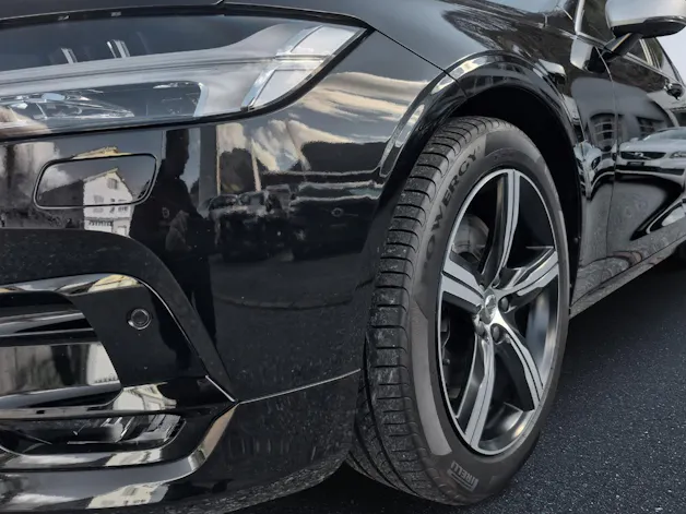 Volvo S90 2.0 T5 R-Design