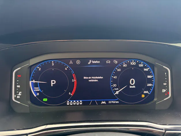VW Touran 2.0 TDI Highline R-line *** BLACK STYLE MIT TOPAUSSTATTUNG ***