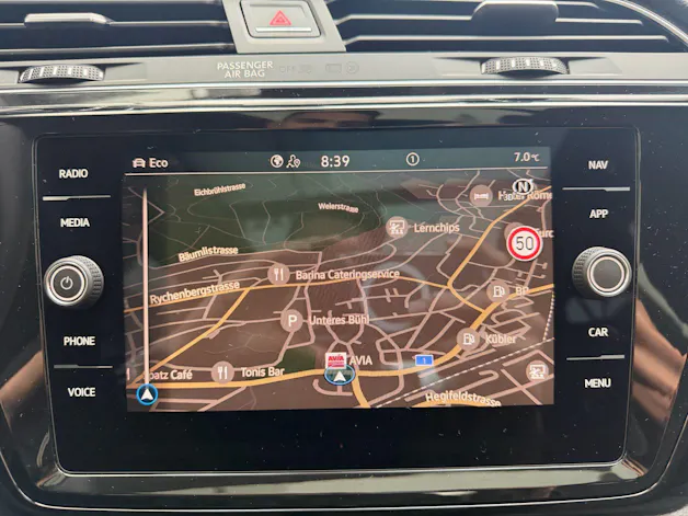 VW Touran 2.0 TDI Highline R-line *** BLACK STYLE MIT TOPAUSSTATTUNG ***