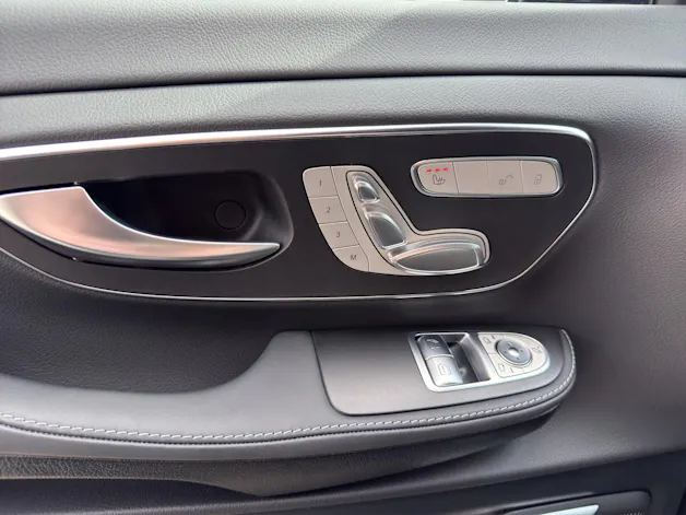 Mercedes-Benz V 300 d Exclusive L 4M
