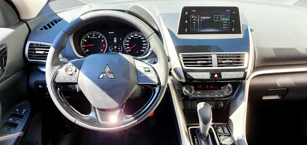 Mitsubishi Eclipse Cross 1.5 T 4x4 Automat SwissStar