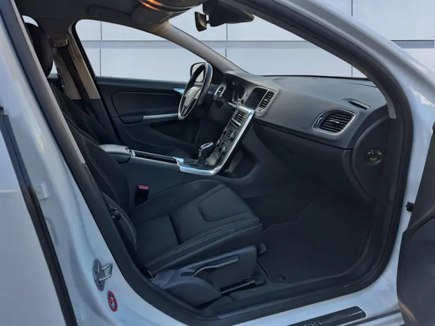 Volvo V60 2.0 D2 Kinetic S/S