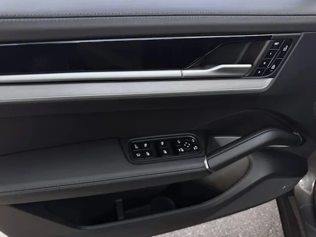 Porsche Cayenne S E-Hybrid Coupé