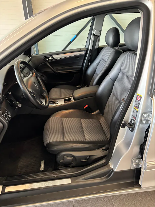 Mercedes-Benz C 180 T Kompressor