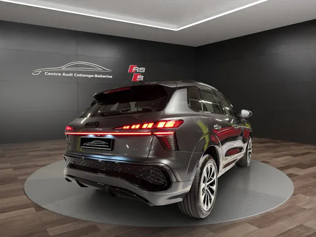 Audi Q3 SUV TFSI quattro 195 kW S tronic